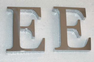 深圳富樂廣告 專業(yè)水晶字制作，打造高清視覺盛宴